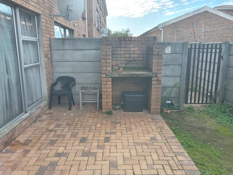 To Let 2 Bedroom Property for Rent in Brackenfell Western Cape